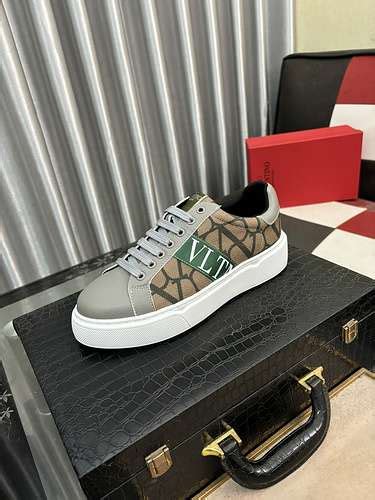 yupoo sneakers valentino